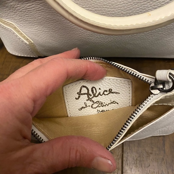 Alice + Olivia Pebbled Cow leather white crossbody satchel - Picture 9 of 13